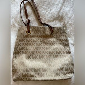 Michael Kors bag